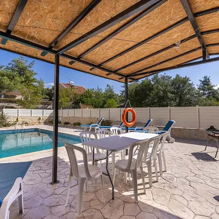 בית נופש Jp Pool House