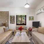 Nyaraló Jp Pool House