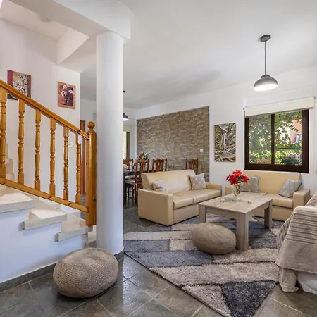 Jp Pool House * Trimiklini