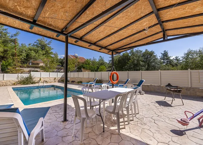 Дом отдыха Jp Pool House