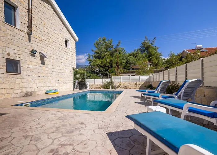 Jp Pool House Semesterbostad Trimiklini